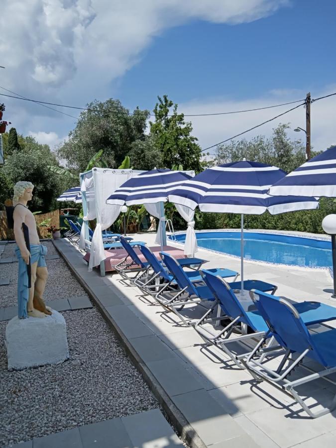 Rose Mesonghi Apartament *